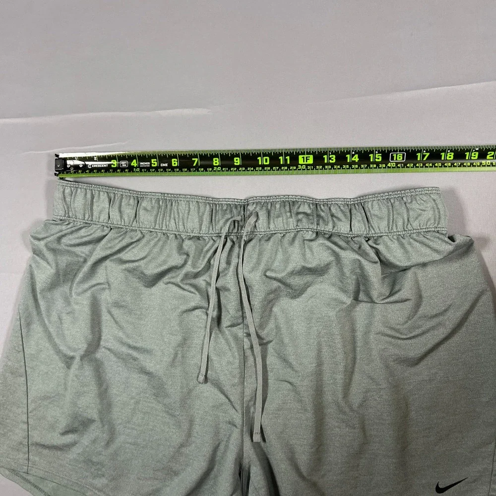 Nike Dri Fit Athletic Shorts Womens 1X Gray Swoosh Logo Moisture Wicking Running